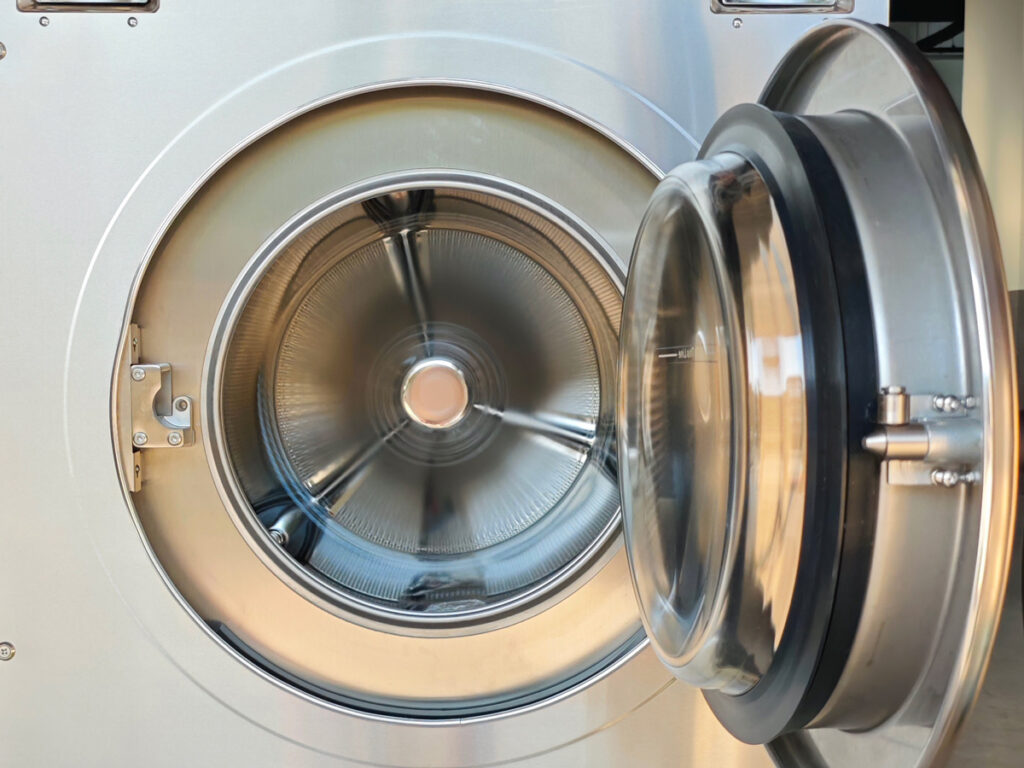 Washing-machine-open-door